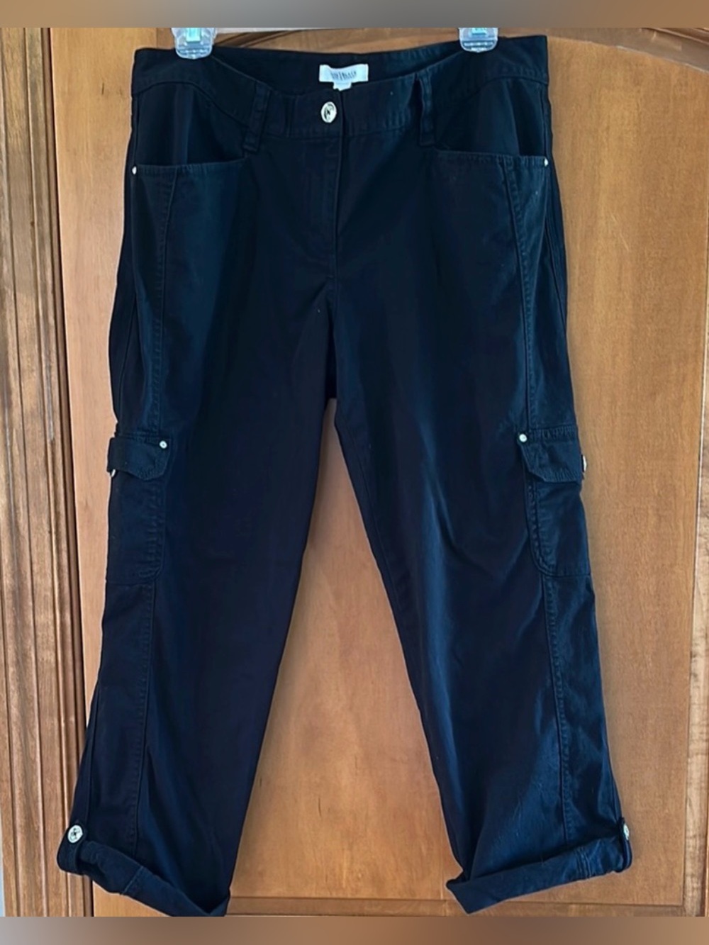 White House Black Market Black Cargo Cropped Roll Up Pants 10